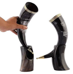 Juego de Cuernos Vikingos Rústicos para Cosplay, Ferias de Fantasía, Cuerno para Beber Hecho a Mano con Cuerno de Búfalo Ecológico, Estilo Nórdico Histórico - Product Image 1