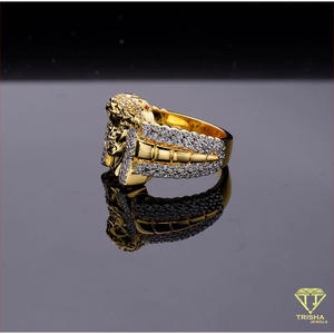 Anillo de Lujo de Plata 925 con Diamante Cultivado en Laboratorio en Forma de Rostro y Detalles de Piedras Brillantes para Compradores Mayoristas de Joyería - Product Image 5