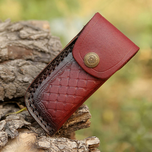 Couteau pliant en acier Damas avec outil utilitaire pratique, couteau Damas fait main avec équipement de poche pour l'extérieur - Product Image 5