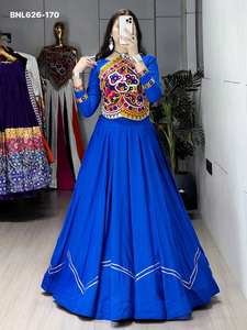Festival Wear New Arrival Rayon Cotton with Unn Kutchhi & Real Mirror work <b>Lehenga</b>-<b>Top</b> Set Woman Fashion Manufacturer - Product Image 3