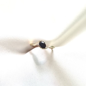 Bague ovale en onyx noir classique faite à la main en argent sterling 925 de haute qualité pour femmes - Product Image 4