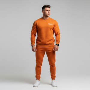 Prenez le contrôle de votre journée avec des ensembles de survêtements classiques pour hommes, aux couleurs intemporelles et à la coupe confortable pour toutes les occasions et le quotidien. - Product Image 4