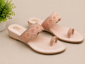 Sandales plates à lanières en strass roses, à bout ouvert, à enfiler, avec embellissements floraux, chaussures décontractées et élégantes pour l'extérieur - Product Image 2