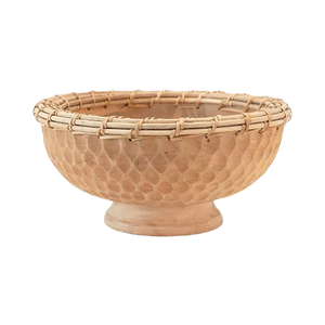 Un fantástico cuenco de ratán único que realza las reuniones al servir como un encantador centro de mesa lleno de elegancia natural. - Product Image 6