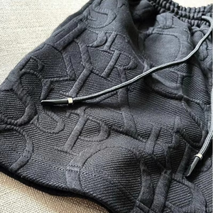 Conjuntos de 2 Piezas para Mujer, Ropa de Primavera, Chaqueta Corta con Capucha Ajustada y Pantalones Cortos de Punto Jacquard, Ropa de Otoño de Diseñador para Mujer - Product Image 4
