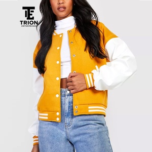 Chaquetas Varsity Largas para Mujer Hechas en Pakistán, de Tela de Lana, Venta Caliente, Chaquetas Varsity con Logotipo de Marca Personalizado - Product Image 5