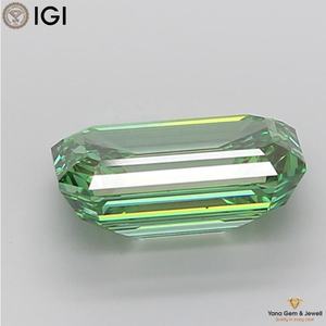 เพชร CVD ผลิตในห้องปฏิบัติการ สีเขียวแฟนซีสดใส ความสะอาดระดับ VS2 ทรงเอเมอรัลด์ 5.00 กะรัต พร้อมใบรับรอง IGI สำหรับจี้ดีไซเนอร์ - Product Image 4