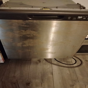 Filtro extraíble de acero inoxidable para lavavajillas con acabado plateado integrado - Product Image 1