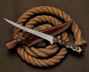 Couteau à filet en acier damas forgé à la main de 13 pouces |   Couteau de chasse personnalisé avec manche en bois, broches en laiton et étui en cuir - Product Image 3