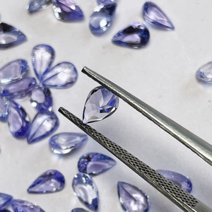 Tanzanita natural tallada en forma de pera de 6*4 mm, 27.85 quilates, calidad AAA, brillo AAA y color agradable, perfecta para cualquier creación de joyería a precio económico. - Product Image 6