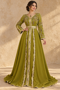 Caftan algérien Mishkat Couture vert olive en velours orné de feuilles d'or et de perles, manches longues, ceinture ornée de bijoux, maxi, hiver - Product Image 5