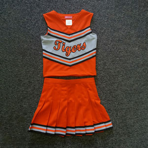 Uniformes de Porristas Sublimados Personalizados al por Mayor, Conjuntos Deportivos Transpirables y Elásticos con Logotipo - Product Image 4