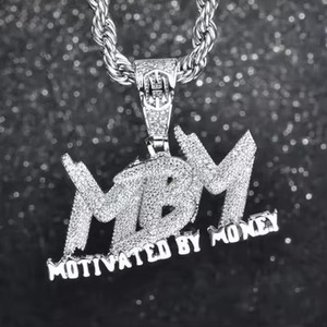 Elegante colgante de letra en plata con moissanita y cristal, estilo hip hop, diseño unisex. - Product Image 2