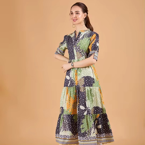 Robe midi trapèze pour femme, faite à la main, imprimé floral bohème, en coton, robe maxi décontractée pour femme, tenue d'été, robe midi à manches courtes - Product Image 1