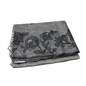 Sari Tradicional de Viscosa Kanak Leaf Blossom para Fiestas de Verano e Invierno, Absorbente de Humedad y Sin Arrugas - Product Image 2