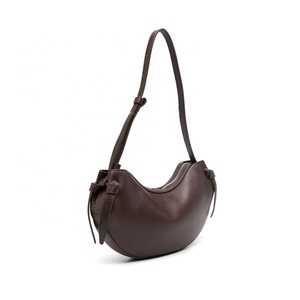 Bolso de mujer clásico de alta calidad con logotipo personalizado, bolso cruzado moderno, bolso de hombro de diseño retro. - Product Image 2