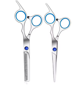 ชุดกรรไกรตัดผมเสริมสวยและตัดผมชาย ใบมีดคมกริบ พร้อมกรรไกรสแตนเลส BY ANAAIF - Product Image 5