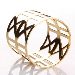 Anillo para Servilletas Dorado Pulido con Diseño de Panal de Abeja Cortado con Láser, Hermosos Accesorios de Mesa, Anillos Redondos para Servilletas Dorados - Product Image 4