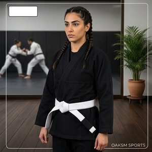 OAKSM SPORTS Kimono de Karate Negro para Mujer, Cinturón Blanco, Corte Regular, 100% Algodón Transpirable, Uniforme de Artes Marciales para Adultos - Product Image 1
