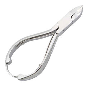 Coupe-cuticules professionnel à manche doré, extra-affûté, fabriqué en acier inoxydable de haute qualité. - Product Image 2