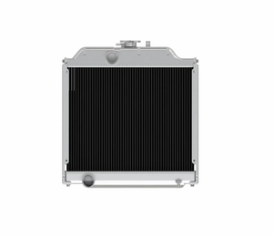 Radiador para Tractor JD RE212667, Compatible con Sistemas de Refrigeración de Motores de Uso Pesado, Repuesto Duradero para Maquinaria Agrícola, Compatible con OEM - Product Image 1