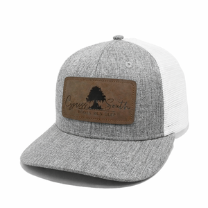 Sombreros de camionero con parche de cuero personalizado con diseño de logotipo OEM en gris brezo, gorras deportivas de moda de perfil medio para camiones de Vietnam - Product Image 1