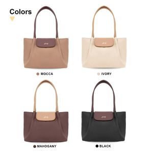 Sac à bandoulière Runa, tendance mode, sac à main en nylon brut, grande capacité, sac à bandoulière souple, pour anniversaire et usage quotidien - Product Image 3
