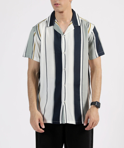 เสื้อเชิ้ตผู้ชายผ้าซาตินคอตตอน 100% ป้องกันการเป็นขุย สไตล์ลำลอง/ธุรกิจ ติดกระดุม รับผลิตแบบ ODM พร้อมสกรีนโลโก้ เสื้อแขนสามส่วนสำหรับฤดูร้อน - Product Image 1