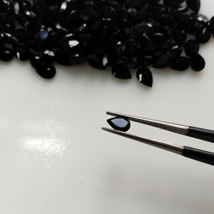 Ónix Negro Natural, Corte Pera de 6x4MM, Gema Suelta de la Mejor Calidad para Joyería, Red Mountain Gems - Product Image 3