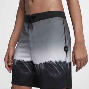 Shorts de Baño Personalizados para Hombre |   Diseño de Sublimación con Degradado |   Pantalones Cortos de Secado Rápido con Elasticidad en 4 Direcciones - Product Image 6