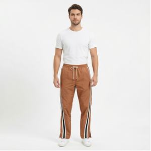 Pantalones Deportivos de Hombre, Ligeros, Transpirables, de Pierna Ancha, con Cierre Lateral, Cintura Elástica, Diseño de Parches Apilados - Product Image 1