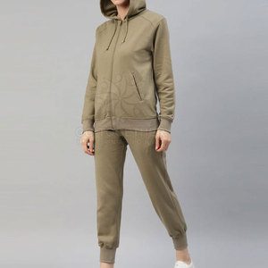 Ensemble de survêtement tendance pour femme, coupe décontractée, sweat à capuche et pantalon de jogging en coton, pour l'extérieur et la salle de sport - Product Image 2