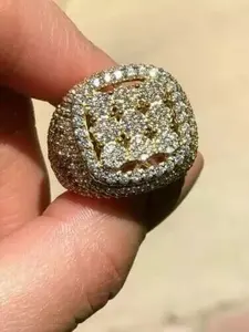 Bague de fiançailles pour homme en moissanite véritable taille ronde 3 carats, plaquée or jaune 14 carats - Product Image 2