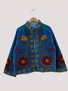Chaqueta de Lujo Floral Suzani de Terciopelo y Algodón para Mujer, Hecha a Mano, Étnica, Boho, de Invierno, Artística, Bordada, Prenda Exterior Regular, Elegante y con Estilo - Product Image 1