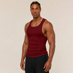 Débardeur de performance pour homme avec construction respirante et mouvements fluides pour les programmes sportifs et de remise en forme - Product Image 3