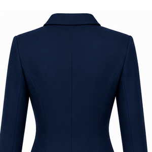 Blazer sur mesure bleu marine pour femme, croisé, coupe ajustée, manches longues, veste de costume formelle pour le bureau avec logo sur la poitrine - Product Image 4
