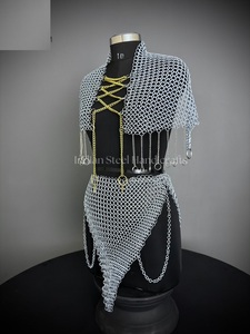 Conjunto de Top y Falda de Malla de Acero Inoxidable, Diseño Industrial Hecho a Mano de Lujo - Product Image 5