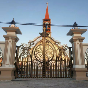 Portail en fer décoratif sur mesure pour villa et palais en Arabie Saoudite |   Porte battante extérieure haut de gamme - Product Image 1