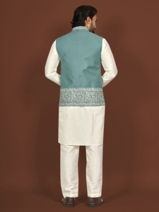 Kurta Blanca para Hombre con Chaleco Bordado en Verde Azulado, Traje Tradicional Indio para Boda, Corte Regular, Ropa Étnica de Algodón - Product Image 3