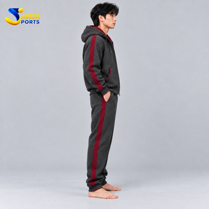 Chándal Profesional de Doble Capa para Hombre, Diseñado con Tela Resistente, Ofrece un Ajuste Cómodo y una Sensación Cálida - Product Image 2