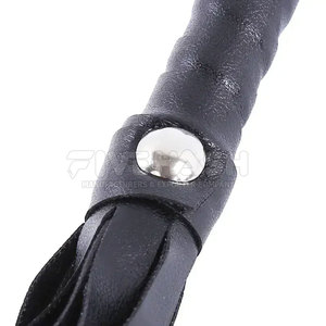 Flogger de Cuero, Diseño de Cuero Suave, Acabado Liso, Peso Equilibrado, Flogger de Cuero de Fácil Manejo - Product Image 3