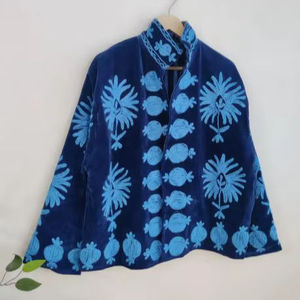 Chaqueta de Terciopelo para Mujer con Bordado Floral, Estilo Suzani, Ideal para Fiestas - Product Image 6