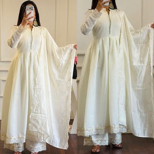 Último Diseño en Algodón.M, Kurta/Kurti de Fiesta para Mujer, Bordado Intenso, Seda Romana Pura, Vestido Largo hasta el Suelo, Dupatta - Product Image 3