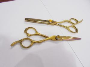 Conjunto de tijeras de acero inoxidable de alta calidad para peluquería, tijeras para cortar el pelo - Product Image 4