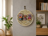 Panier décoratif en herbe tressé à la main, écologique, organisateur de rangement naturel avec garniture festive et poignée pour la maison (vente en gros)