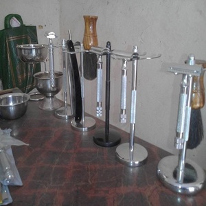 Multi-Purpose Stainless Steel Shaving Stand with Weighted Base Removable Razor Brush Holder - Product Image 6