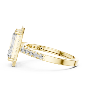 Anillo de compromiso de oro amarillo con diamante de corte ovalado y halo, joyería de boda con acento de diamante redondo brillante y corte radiante - Product Image 5