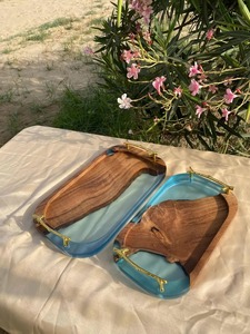 Plateau de service élégant en bois massif naturel, fait main et écologique, avec poignées, pour la maison, l'hôtel, le restaurant - Idéal pour servir des collations et des jus - Product Image 3