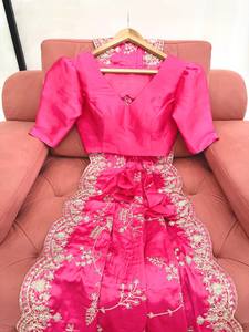 Sari de mariée de style sud-indien, très magnifique, produit phare, en soie, avec pallu richement orné de minakari et blouse tissée. - Product Image 4