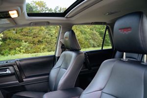 OFFRE JUSTE 2021 4RUUNNER TRD PRO - Product Image 2
